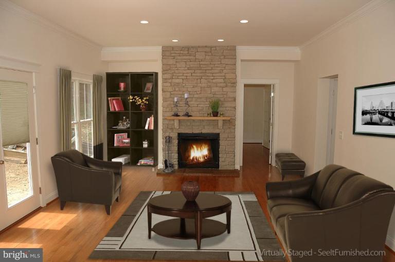 6582 Braddock Road Alexandria, VA 22312 - Photo 2 of 29 Family Room