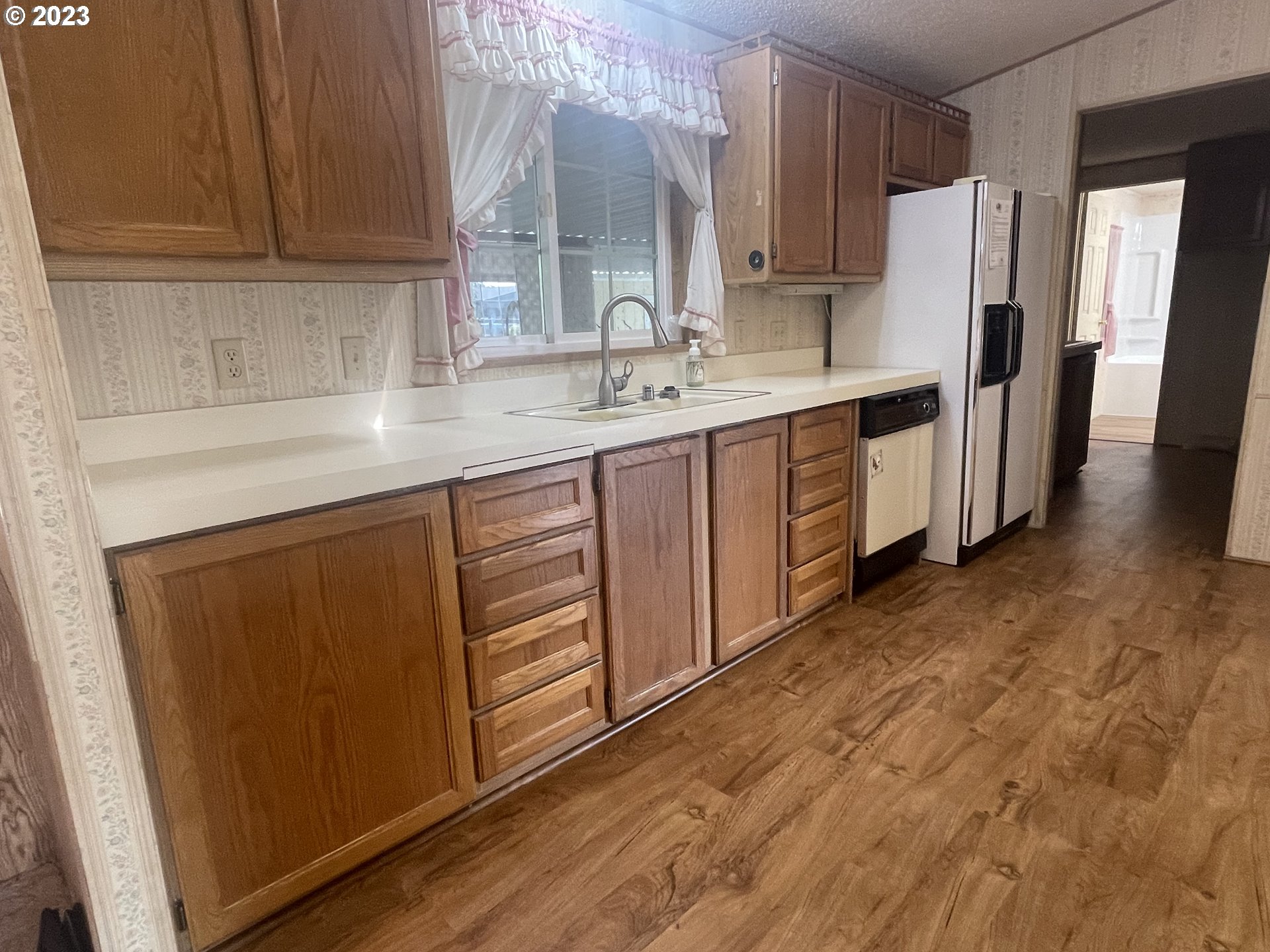 3275 Galena Loop Lebanon, OR 97355 - Photo 14 of 30 Kitchen