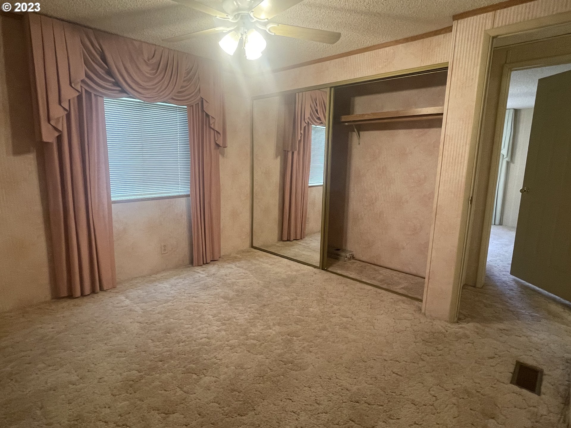 3275 Galena Loop Lebanon, OR 97355 - Photo 24 of 30 Bedroom