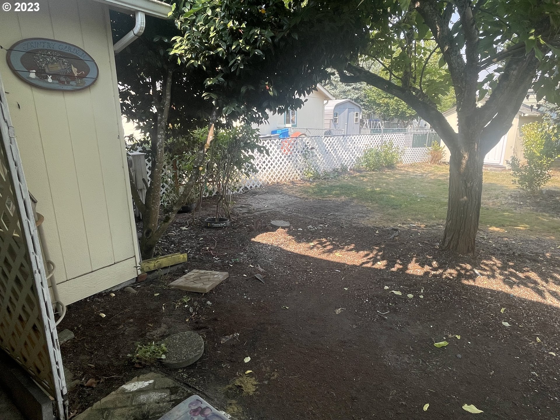 3275 Galena Loop Lebanon, OR 97355 - Photo 28 of 30 Backyard