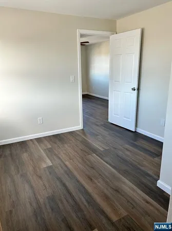 $1,800 | 54 Windsor Street, Unit 3, Kearny, NJ 07032