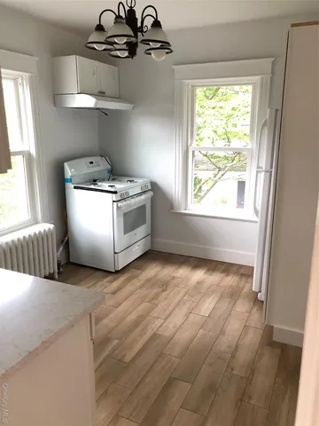 $2,790 | 227 Washington Avenue, Unit 2, Pleasantville, NY 10570