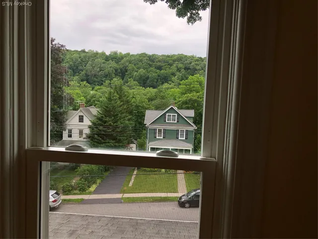 $2,790 | 227 Washington Avenue, Unit 2, Pleasantville, NY 10570