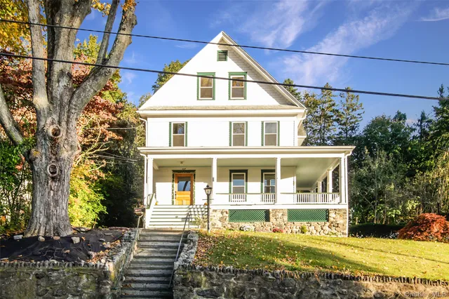 $2,790 | 227 Washington Avenue, Unit 2, Pleasantville, NY 10570