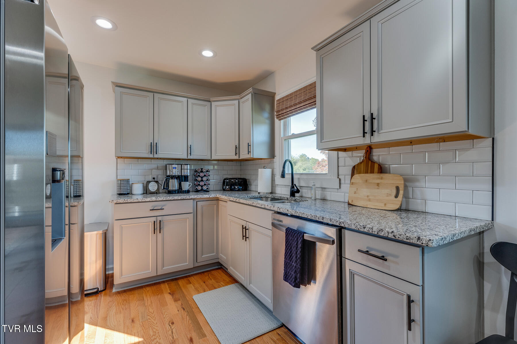 2549 Bay Street Bristol, TN 37620 - Photo 13 of 58 015