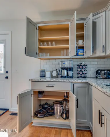 $299,900 | 2549 Bay Street, Bristol, TN 37620