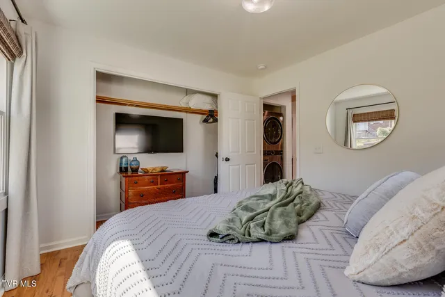 $299,900 | 2549 Bay Street, Bristol, TN 37620