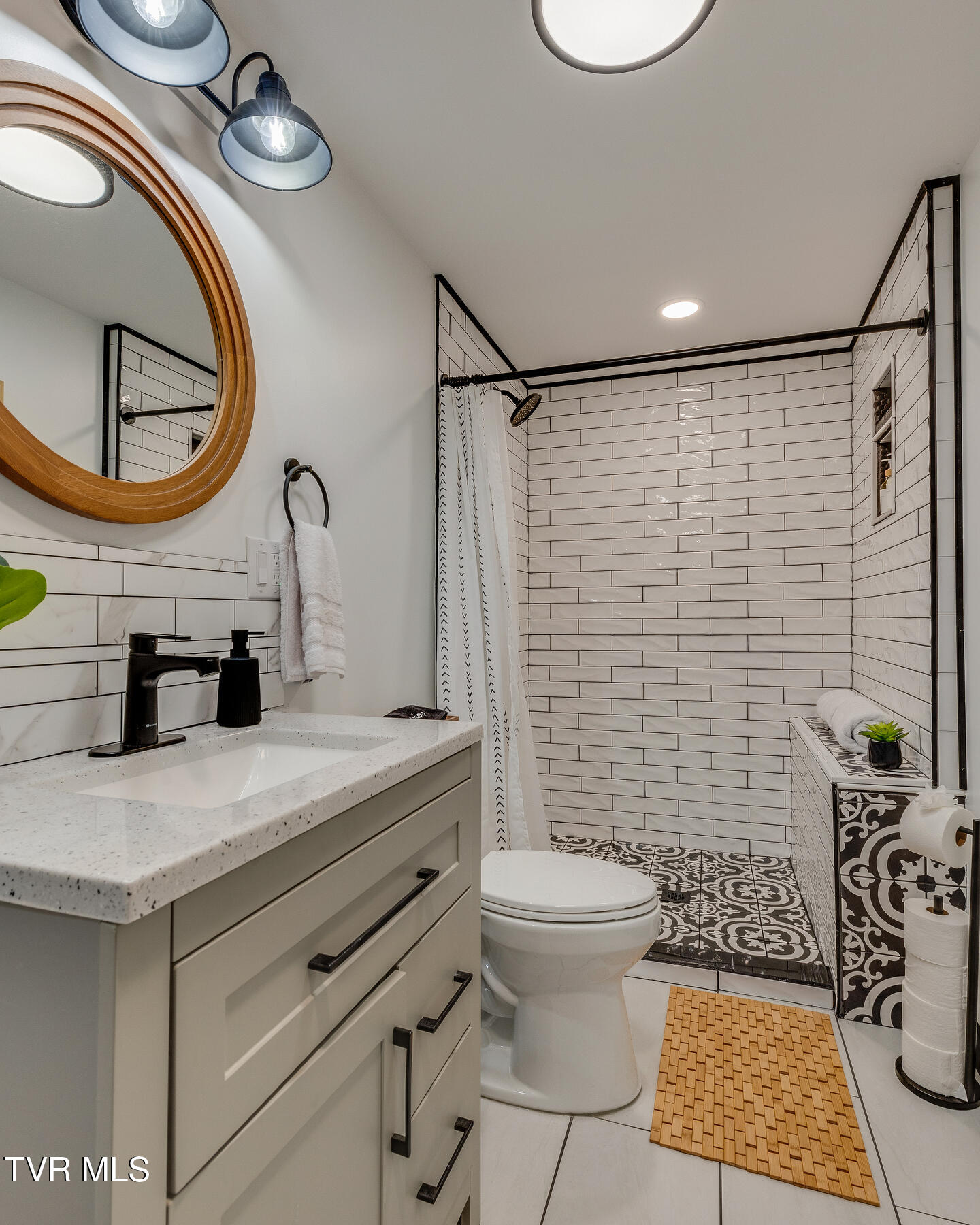 2549 Bay Street Bristol, TN 37620 - Photo 45 of 58 023