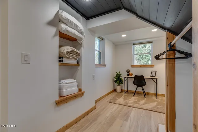 $299,900 | 2549 Bay Street, Bristol, TN 37620