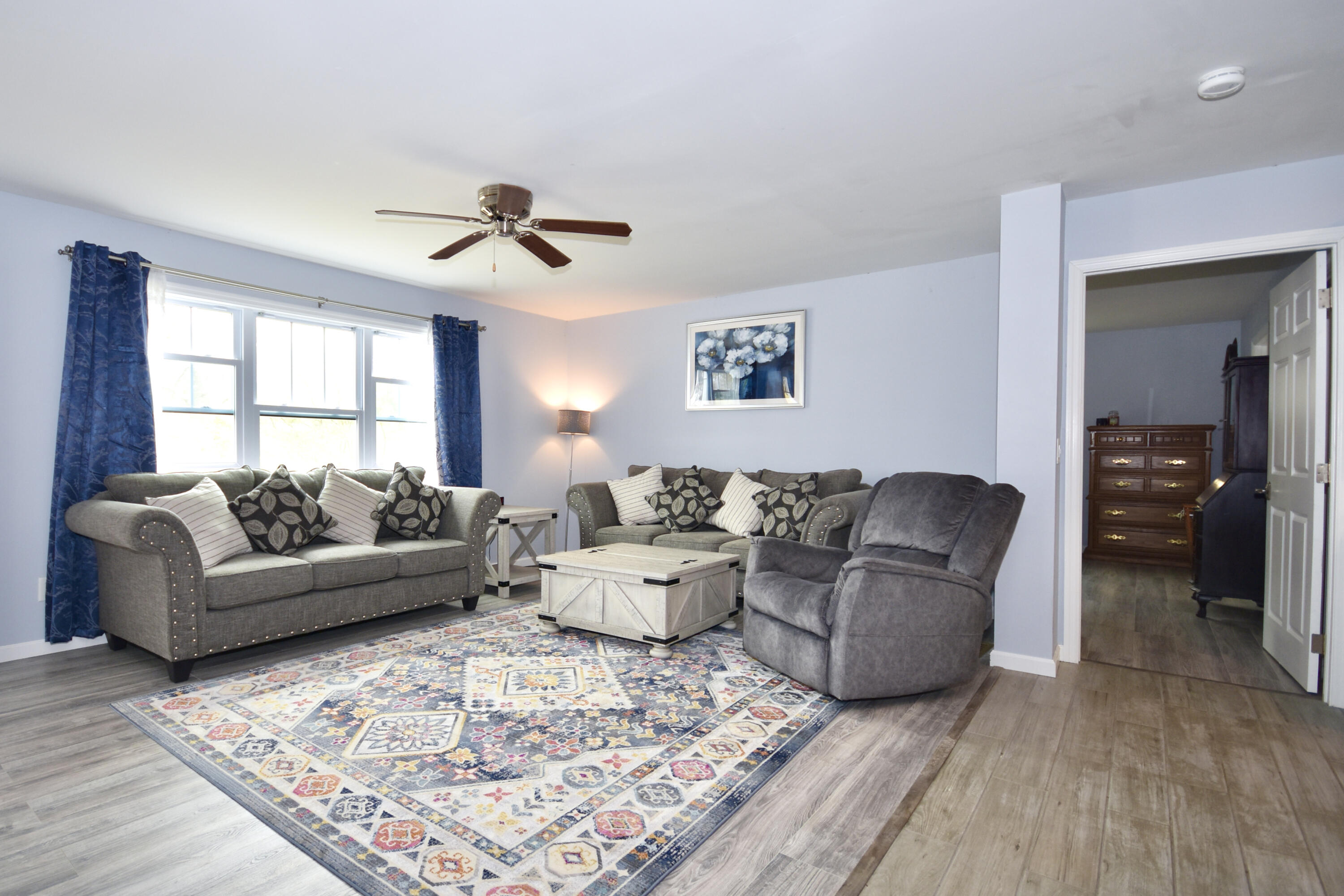 5 Marilyn Road Bourne, MA 02532 - Photo 4 of 18 B21162F8-D0DA-44F7-8BA6-7D8352385F18_1_2