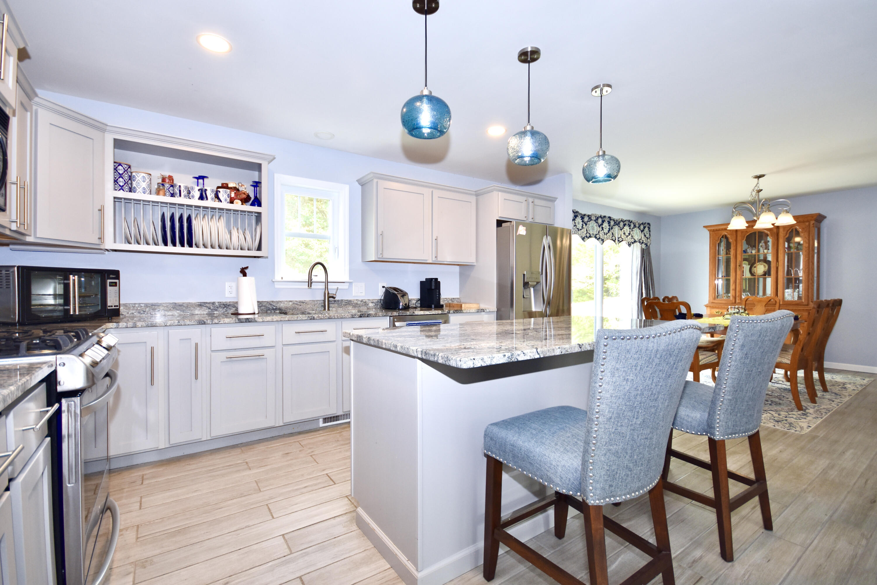 5 Marilyn Road Bourne, MA 02532 - Photo 8 of 18 EF85A0E2-B8E9-456F-8D52-3B3D9DCE3DB4_1_2