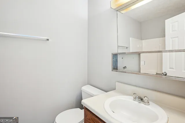 $1,595 | 2049 Charter Lane, Lithonia, GA 30058