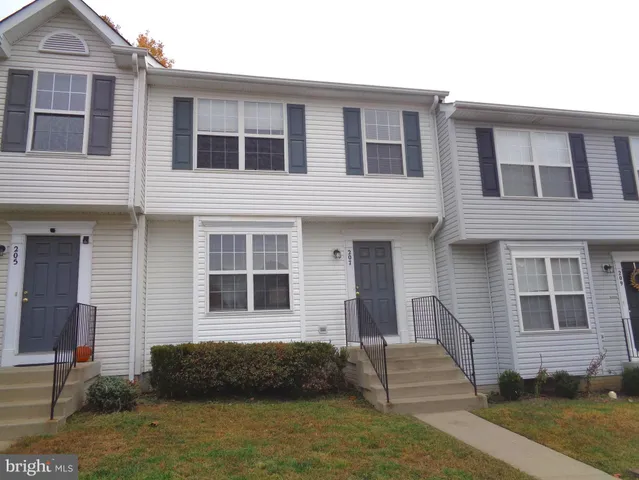 $2,150 | 207 Merrill Court, Stafford, VA 22554