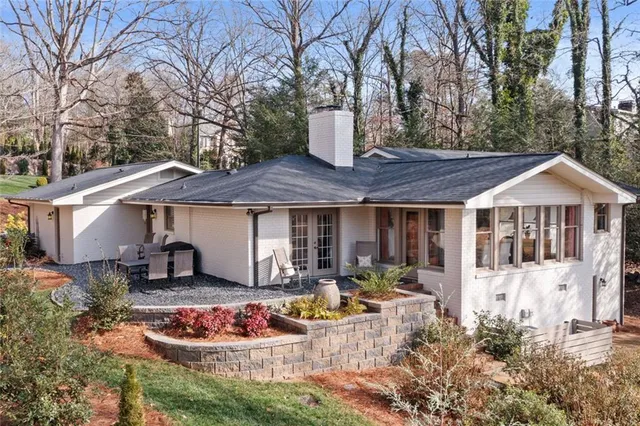 $719,900 | 3526 Edgewood Circle, Gainesville, GA 30506