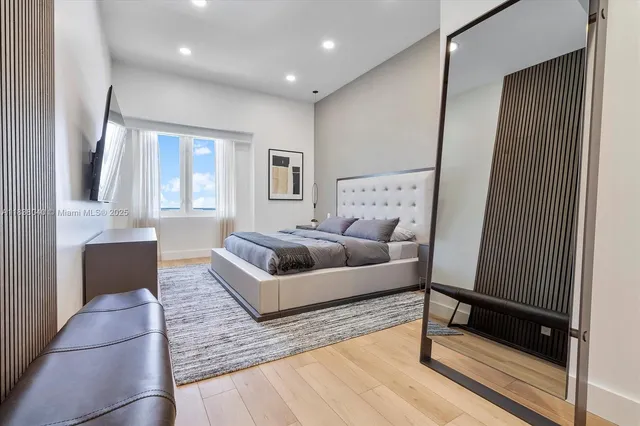 $8,000 | 2301 Collins Avenue, Unit 1633, Miami Beach, FL 33139