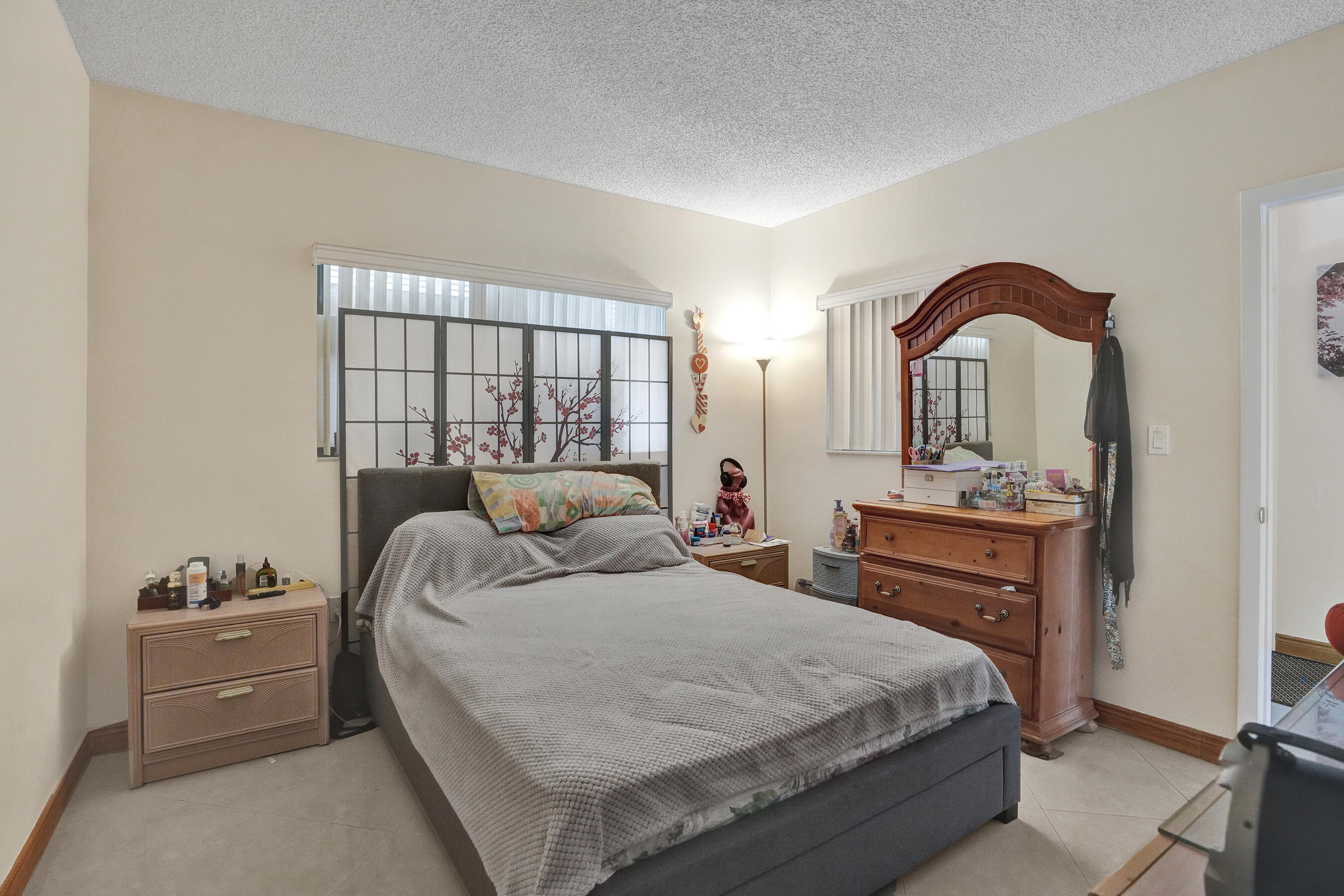 8511 Ardoch Road Hialeah, FL 33016 - Photo 26 of 41 DSC05140