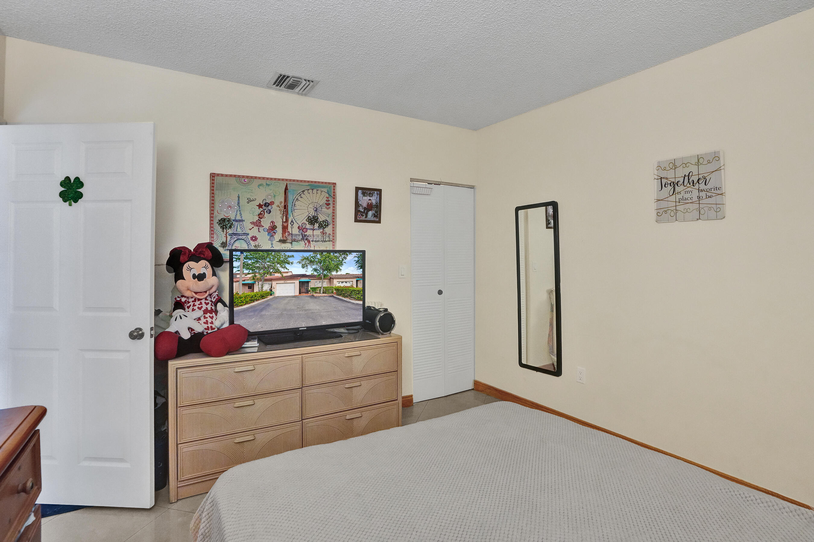 8511 Ardoch Road Hialeah, FL 33016 - Photo 28 of 41 DSC05146