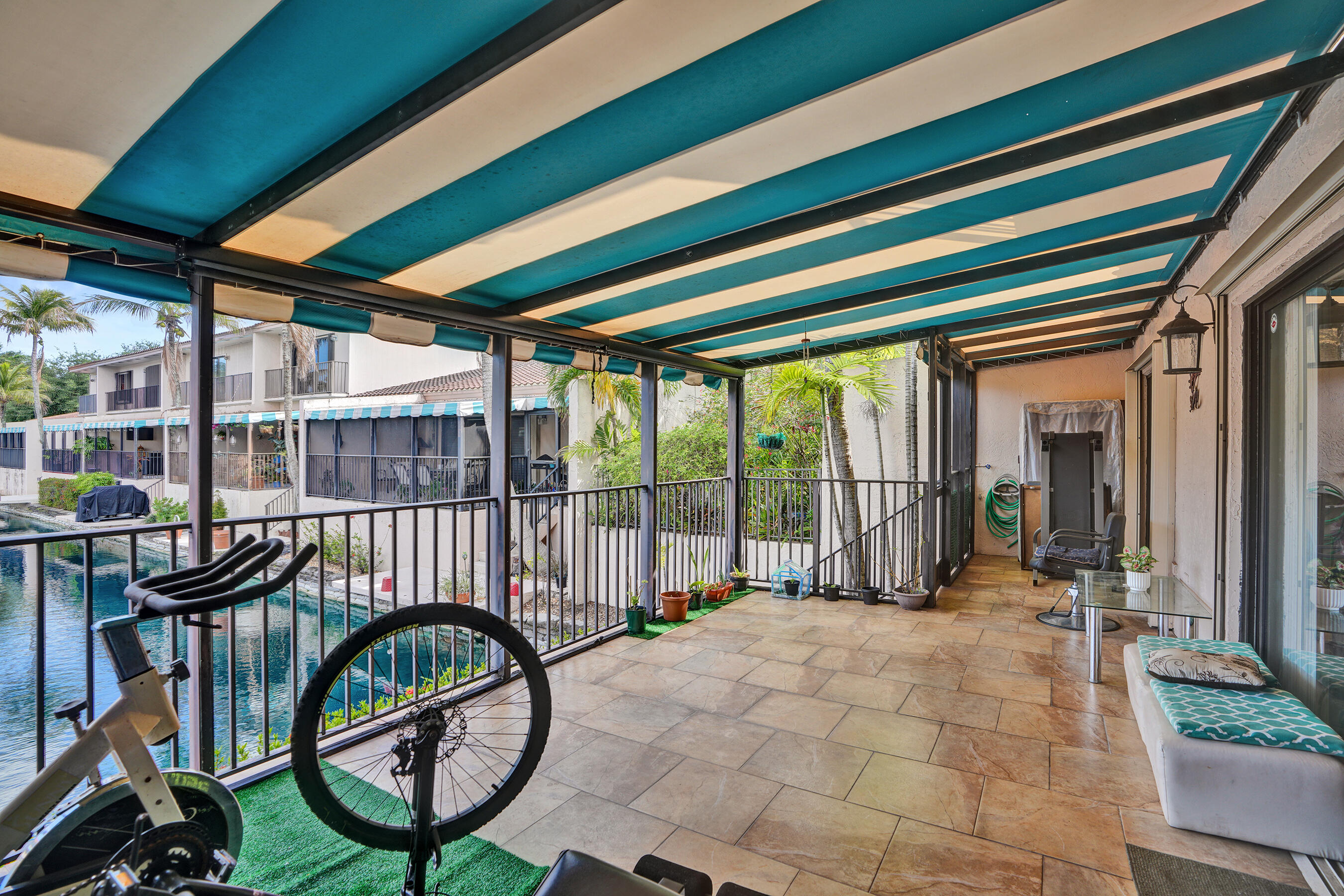 8511 Ardoch Road Hialeah, FL 33016 - Photo 36 of 41 DSC05215