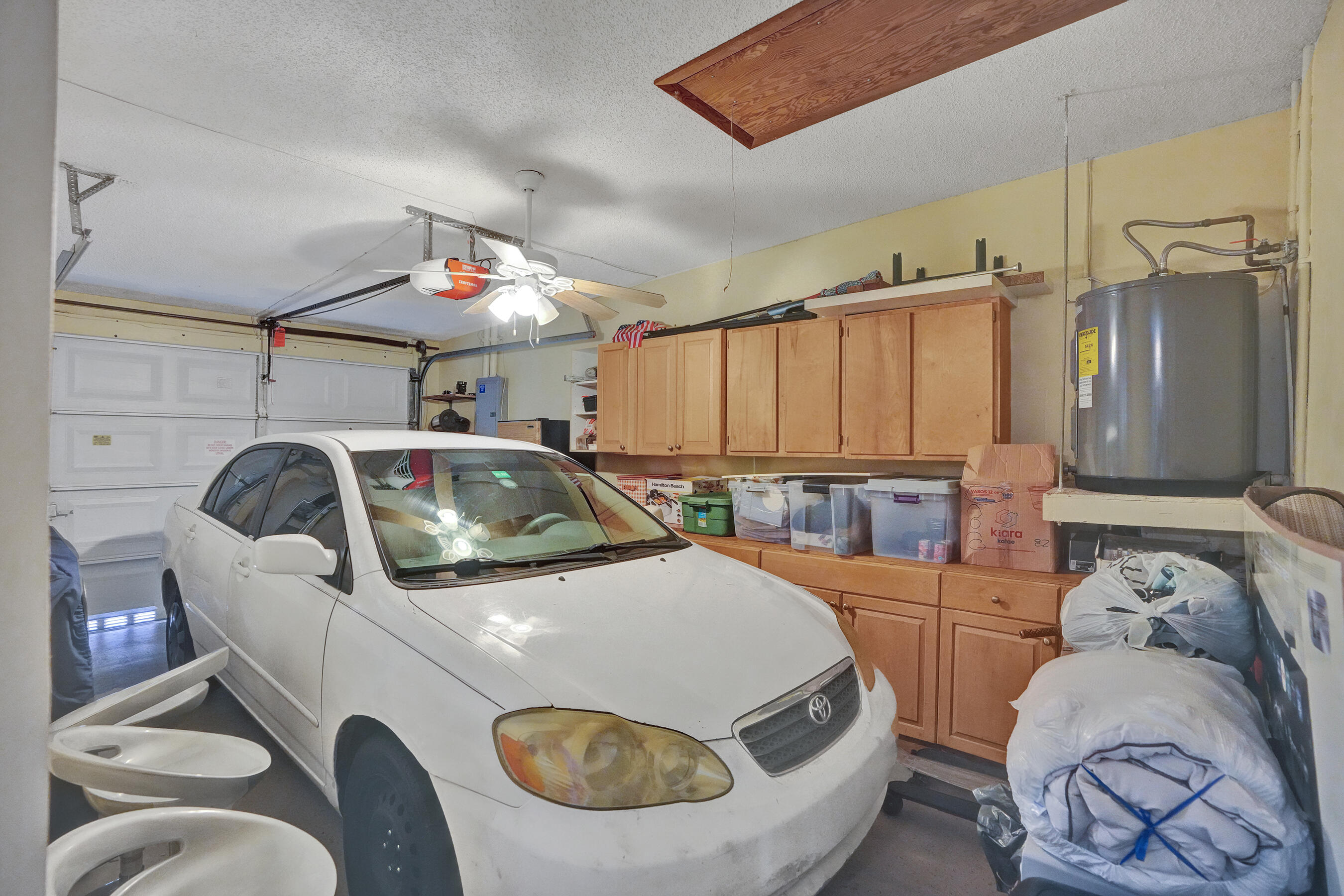 8511 Ardoch Road Hialeah, FL 33016 - Photo 39 of 41 DSC05248