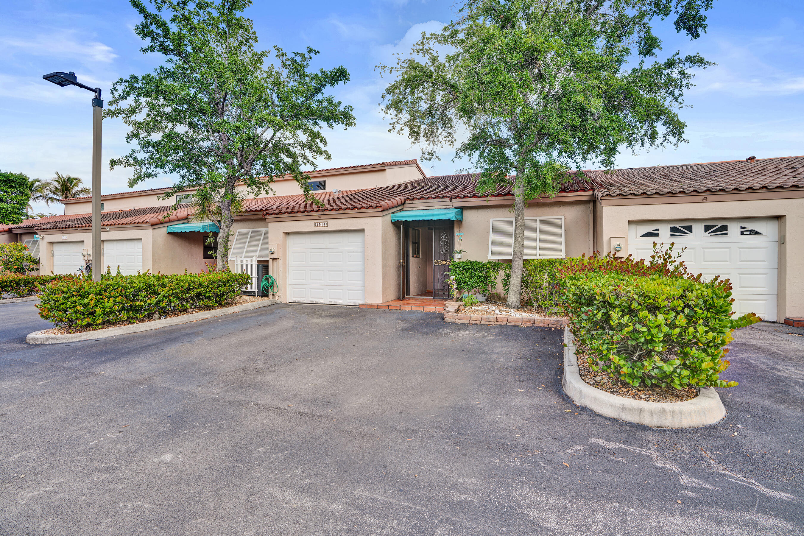 8511 Ardoch Road Hialeah, FL 33016 - Photo 40 of 41 DSC05254