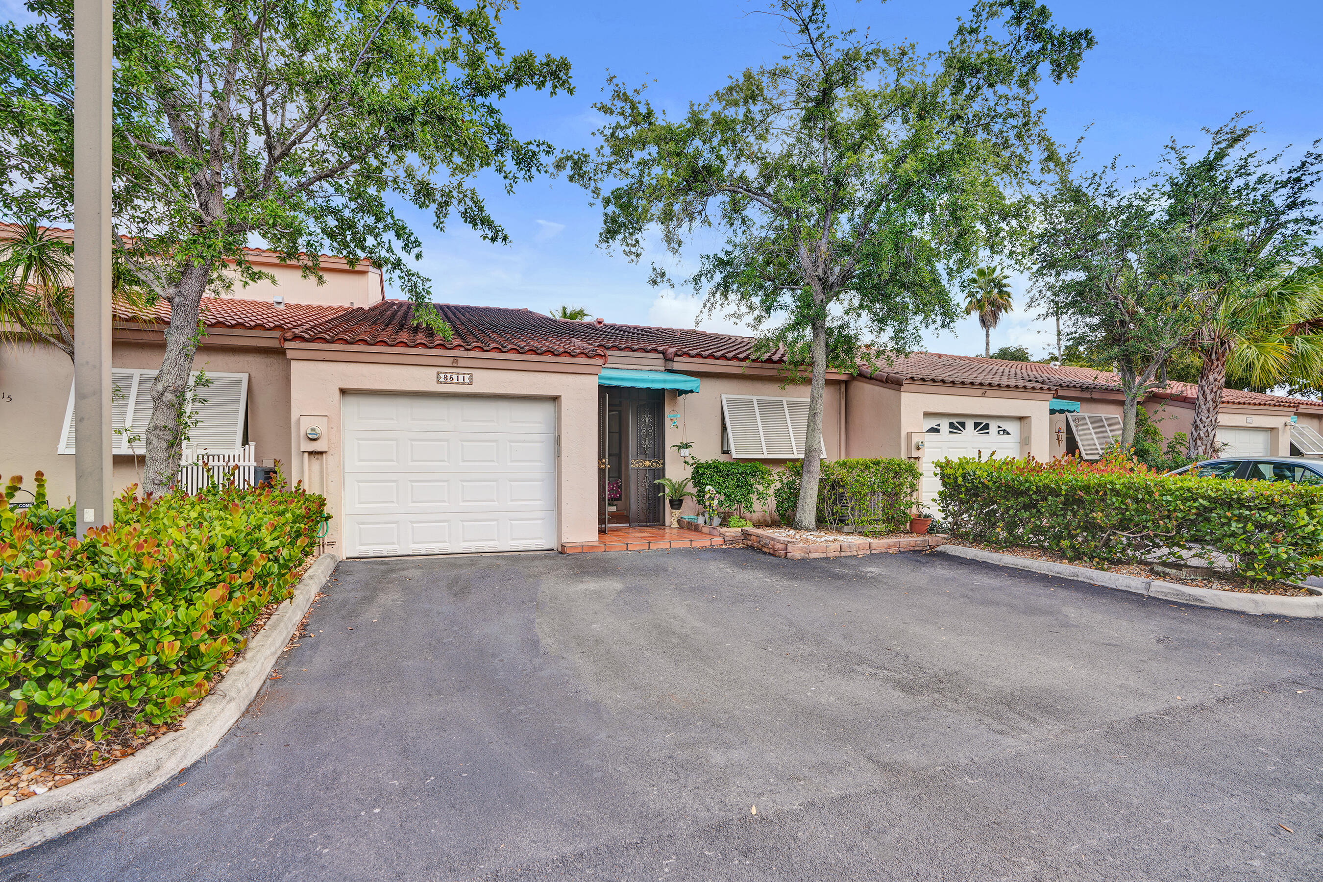 8511 Ardoch Road Hialeah, FL 33016 - Photo 41 of 41 DSC05260