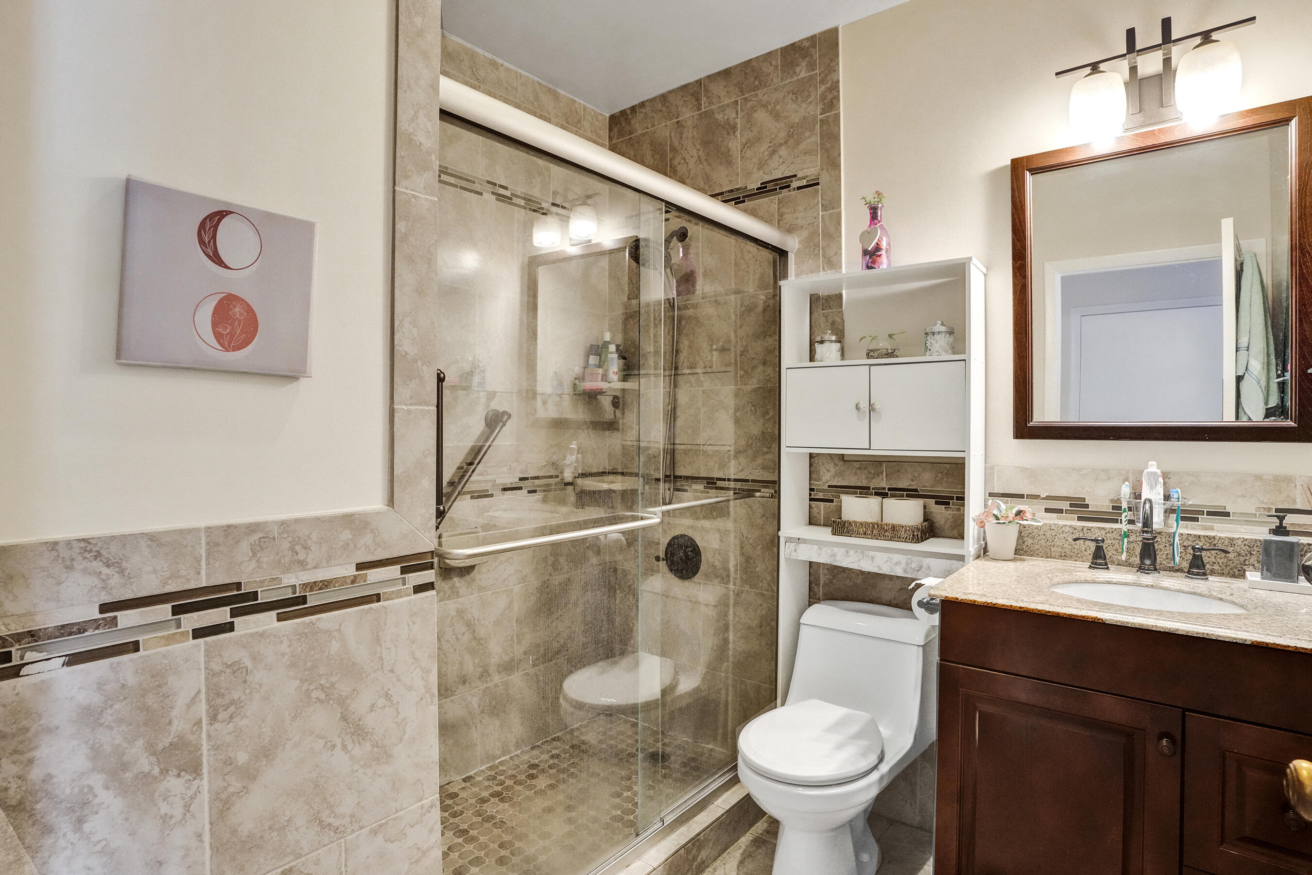 8511 Ardoch Road Hialeah, FL 33016 - Photo 6 of 41 DSC05149