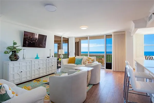 $12,000 | 6585 Nicholas Boulevard, Unit 1102, Naples, FL 34108
