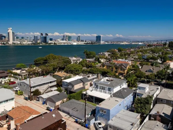 $6,795,000 | 120 I Avenue, Coronado, CA 92118