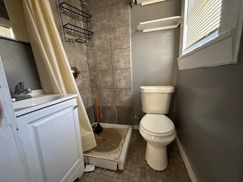 1810 Avenue R Lubbock, TX 79401 - Photo 14 of 16 20241219204401370356000000-o