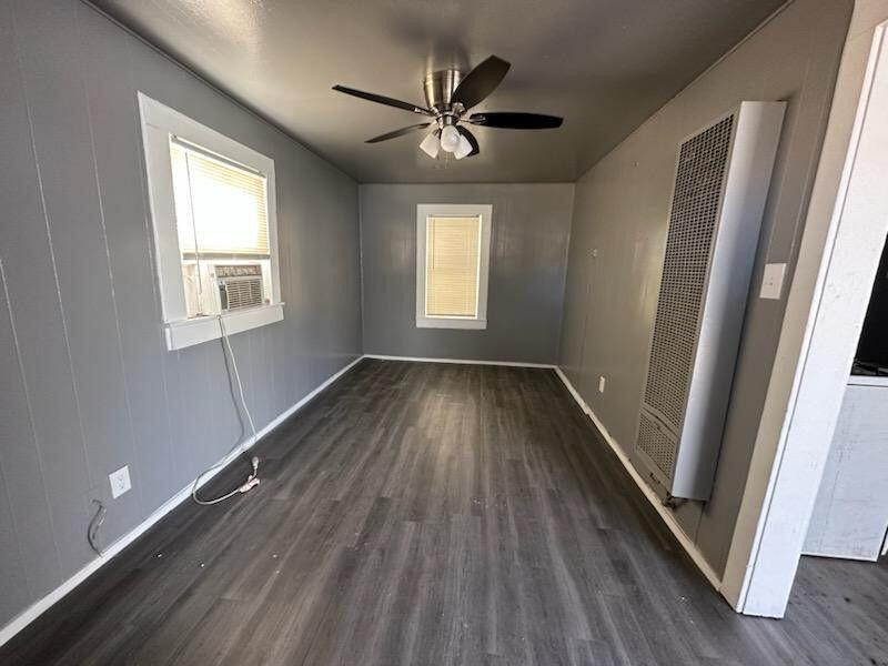 1810 Avenue R Lubbock, TX 79401 - Photo 9 of 16 20241219204400866962000000-o