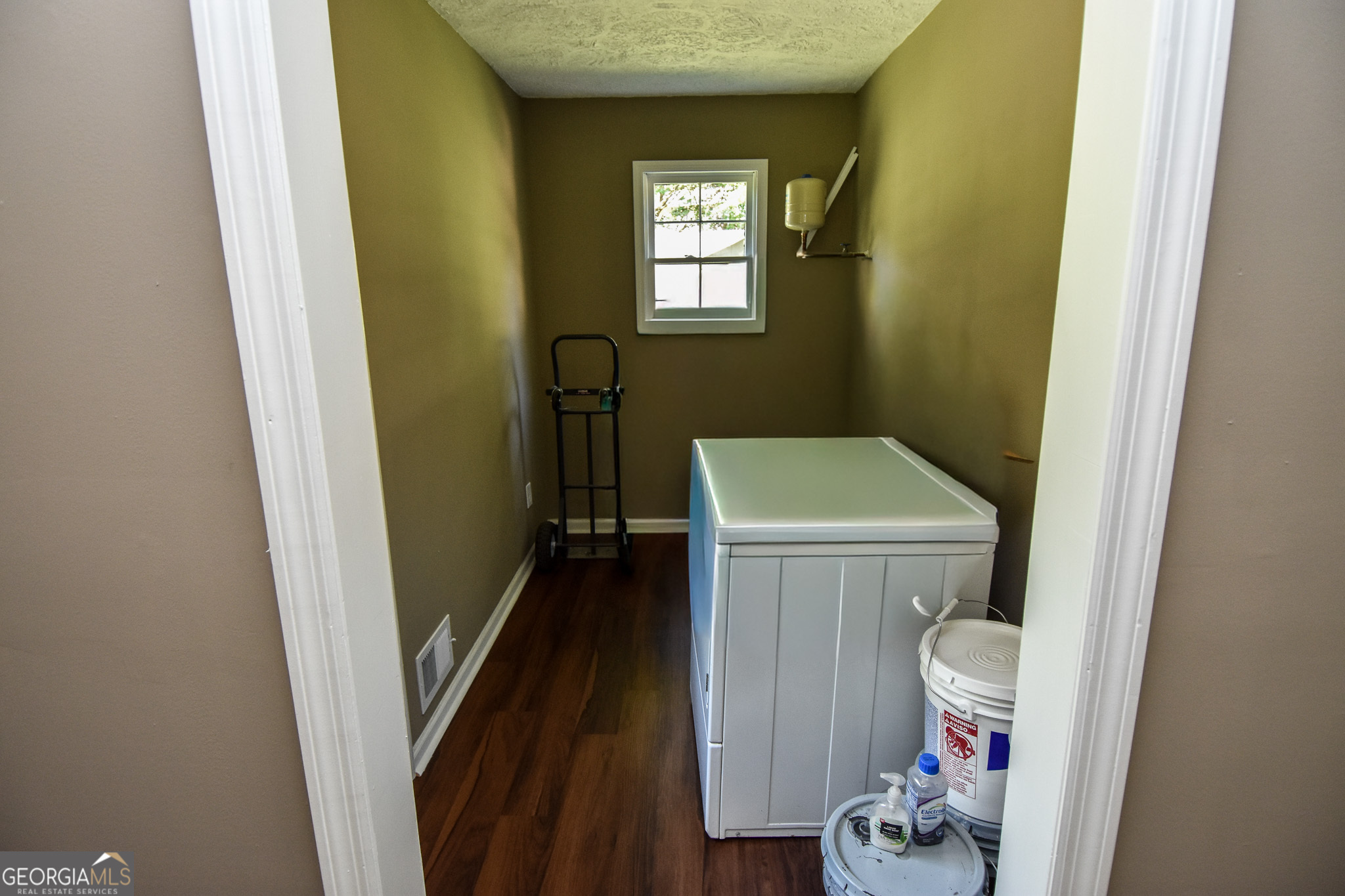 1538 Spring Valley Circle Griffin, GA 30223 - Photo 11 of 34