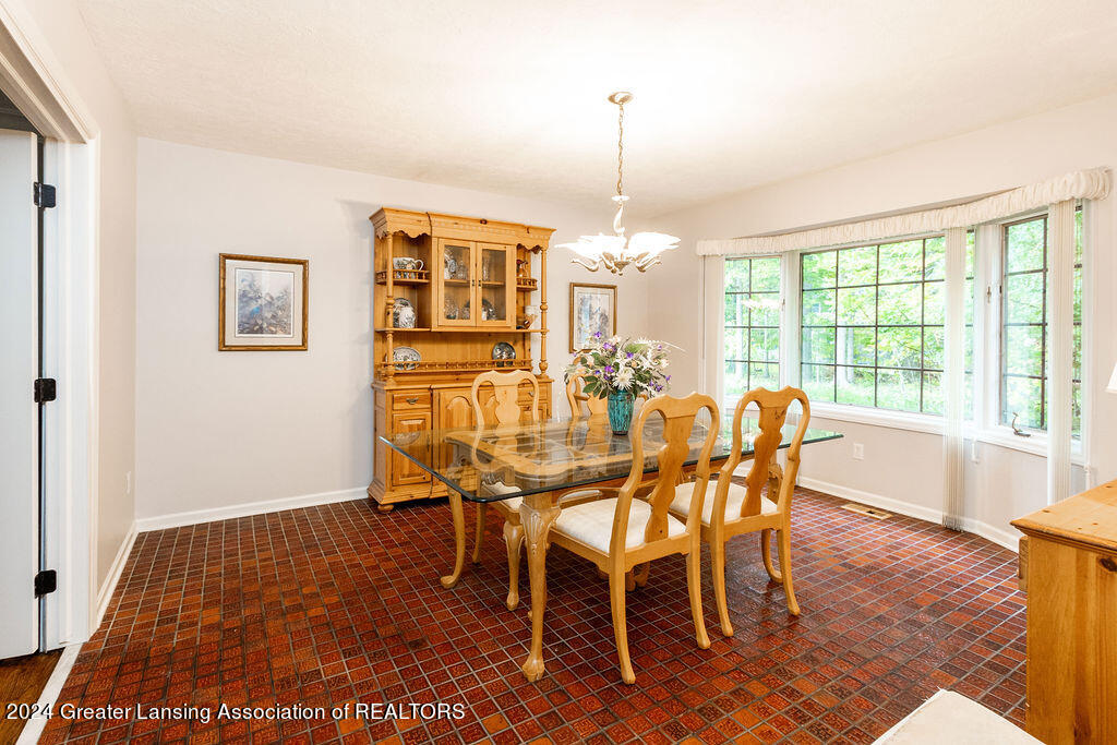 1812 Persimmon Path Holt, MI 48842 - Photo 12 of 50 Final-9