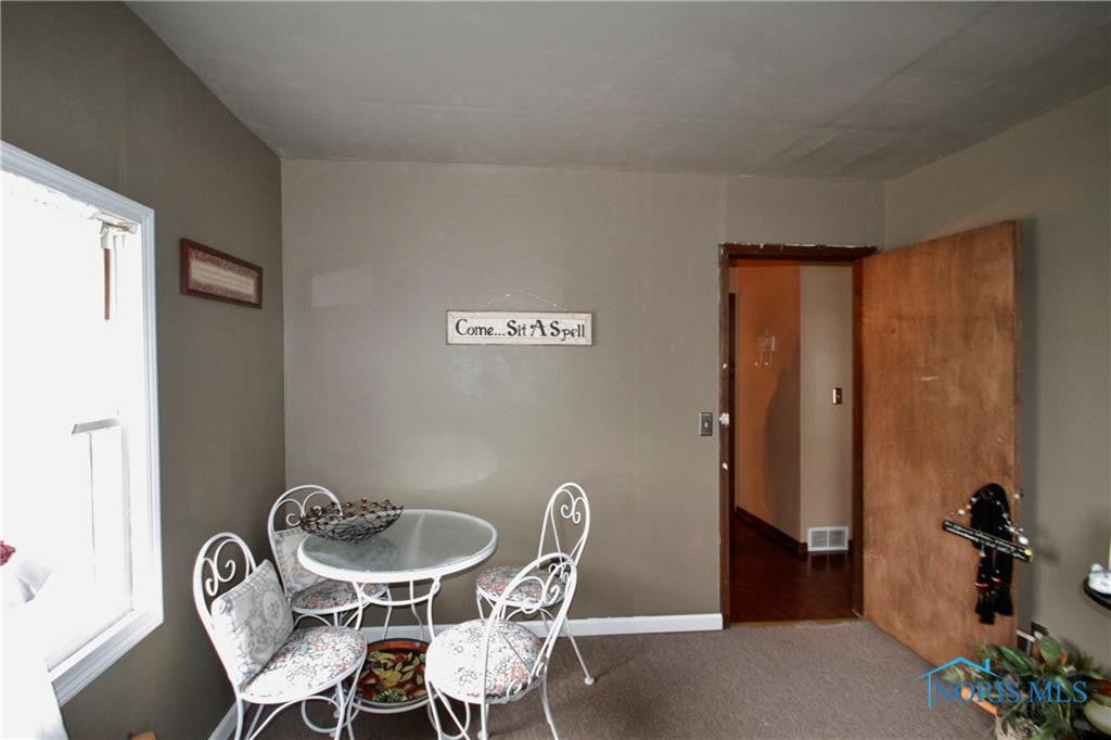 2016 Pickle Road Oregon, OH 43616 - Photo 16 of 29 Gallery Image 16