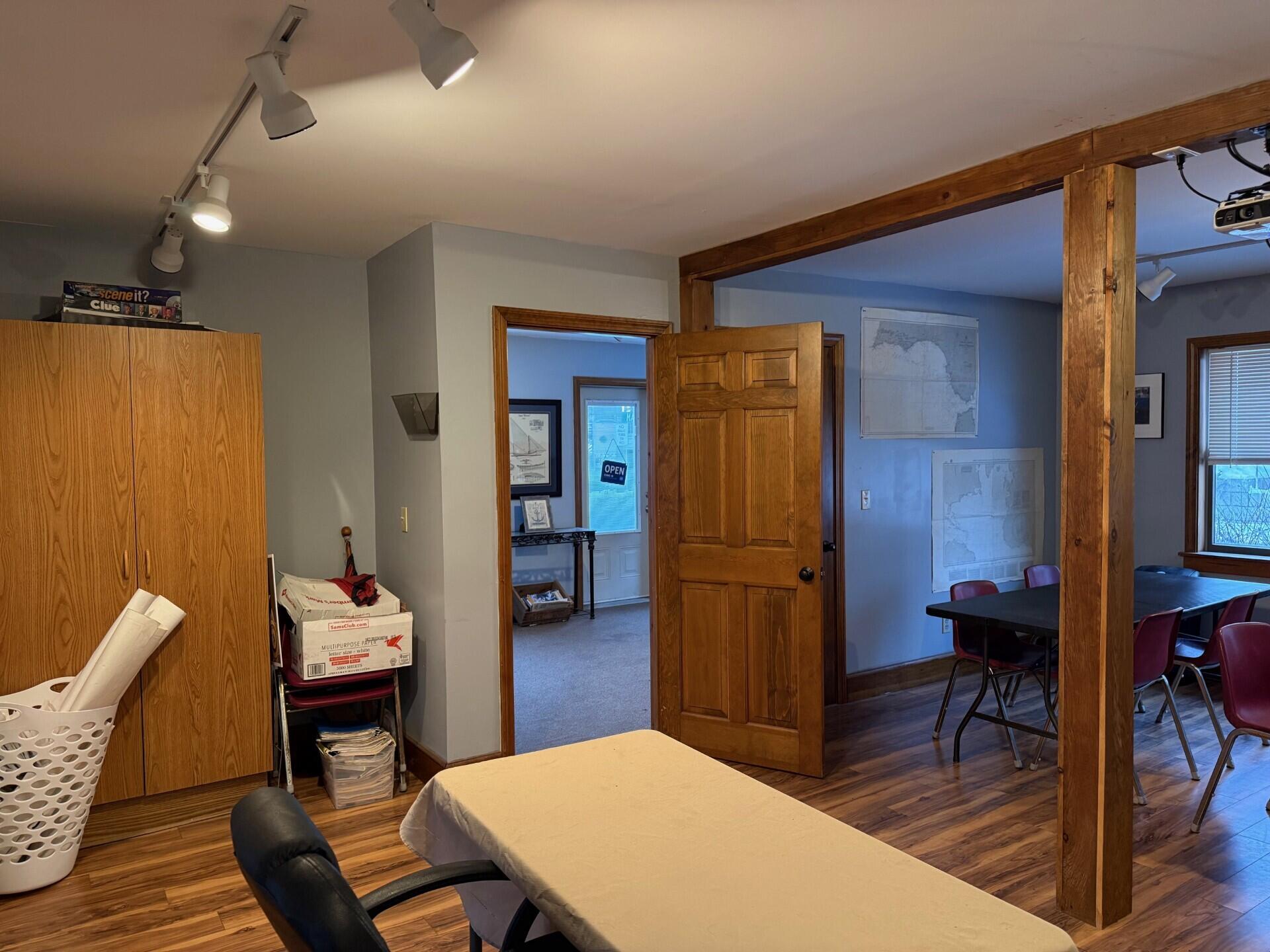 145 Main Street Thomaston, ME 04861 - Photo 23 of 35