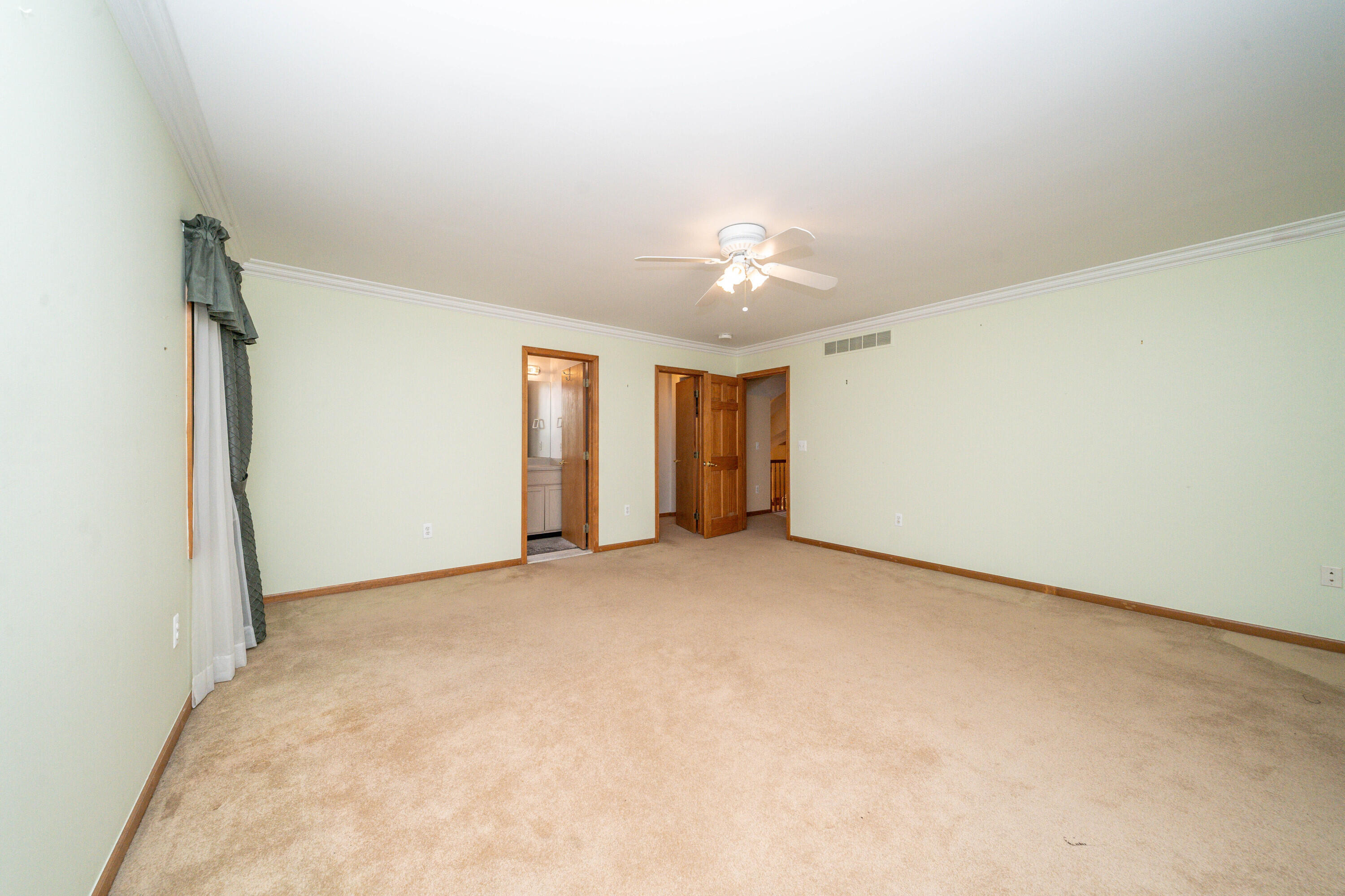 34554 Quaker Valley Road Farmington Hills, MI 48331 - Photo 33 of 56 044_46