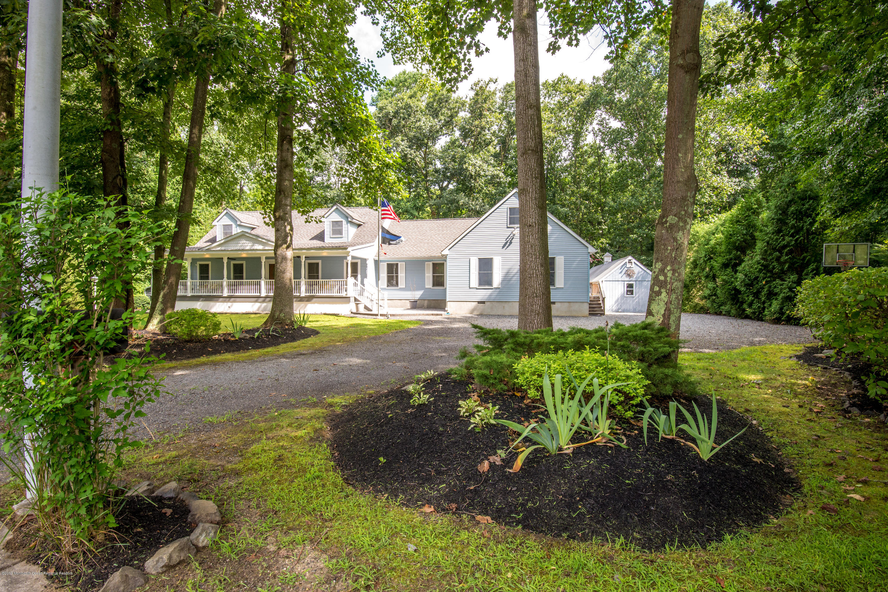 7 Hyacinth Court Cream Ridge, NJ 08514 - Photo 1 of 26 DSC_0181