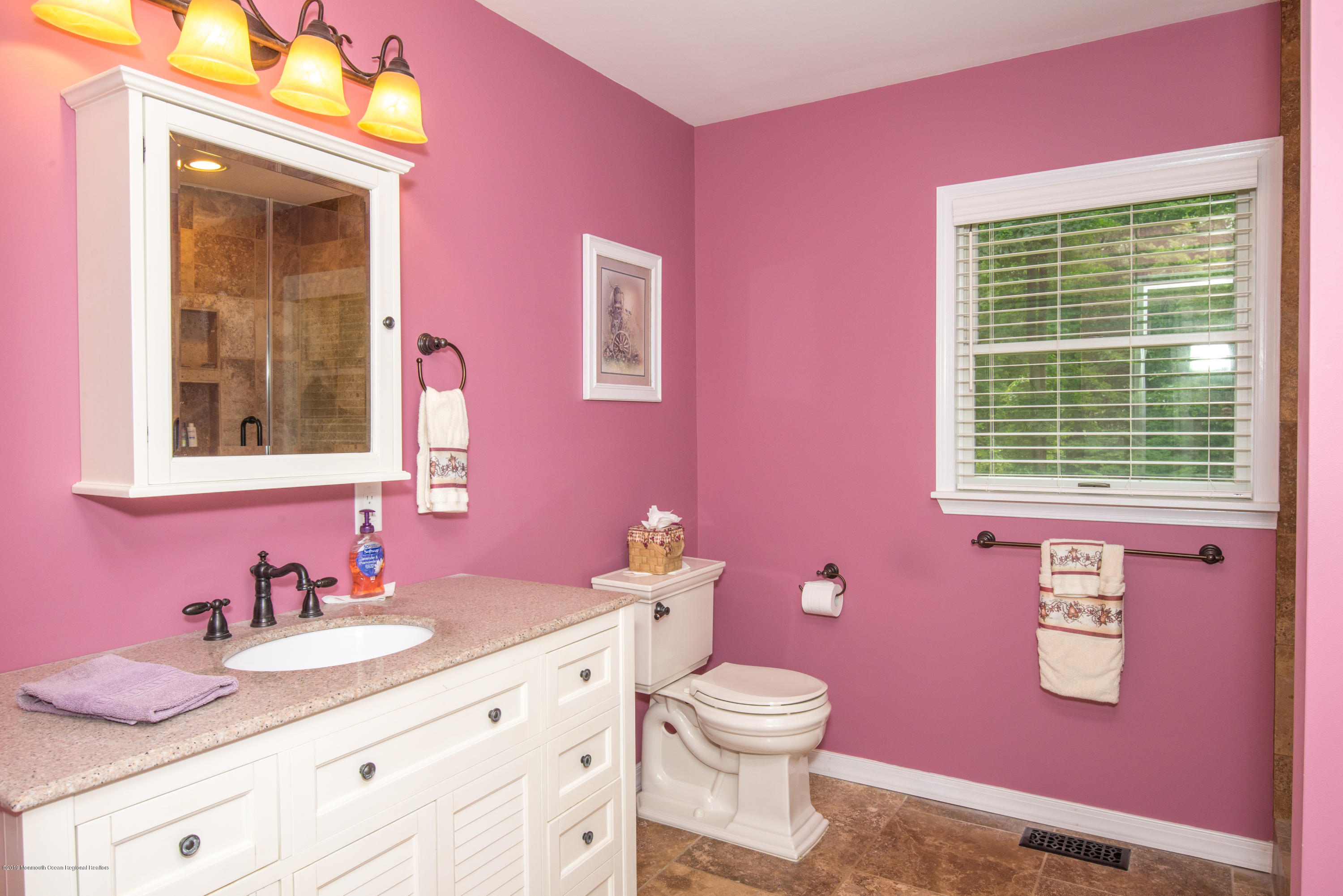 7 Hyacinth Court Cream Ridge, NJ 08514 - Photo 11 of 26 DSC_0115