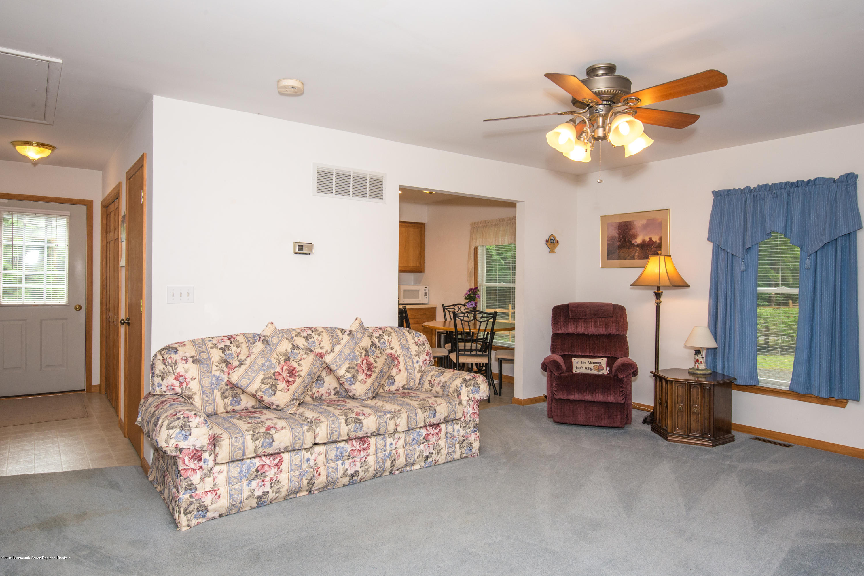 7 Hyacinth Court Cream Ridge, NJ 08514 - Photo 20 of 26 DSC_0145