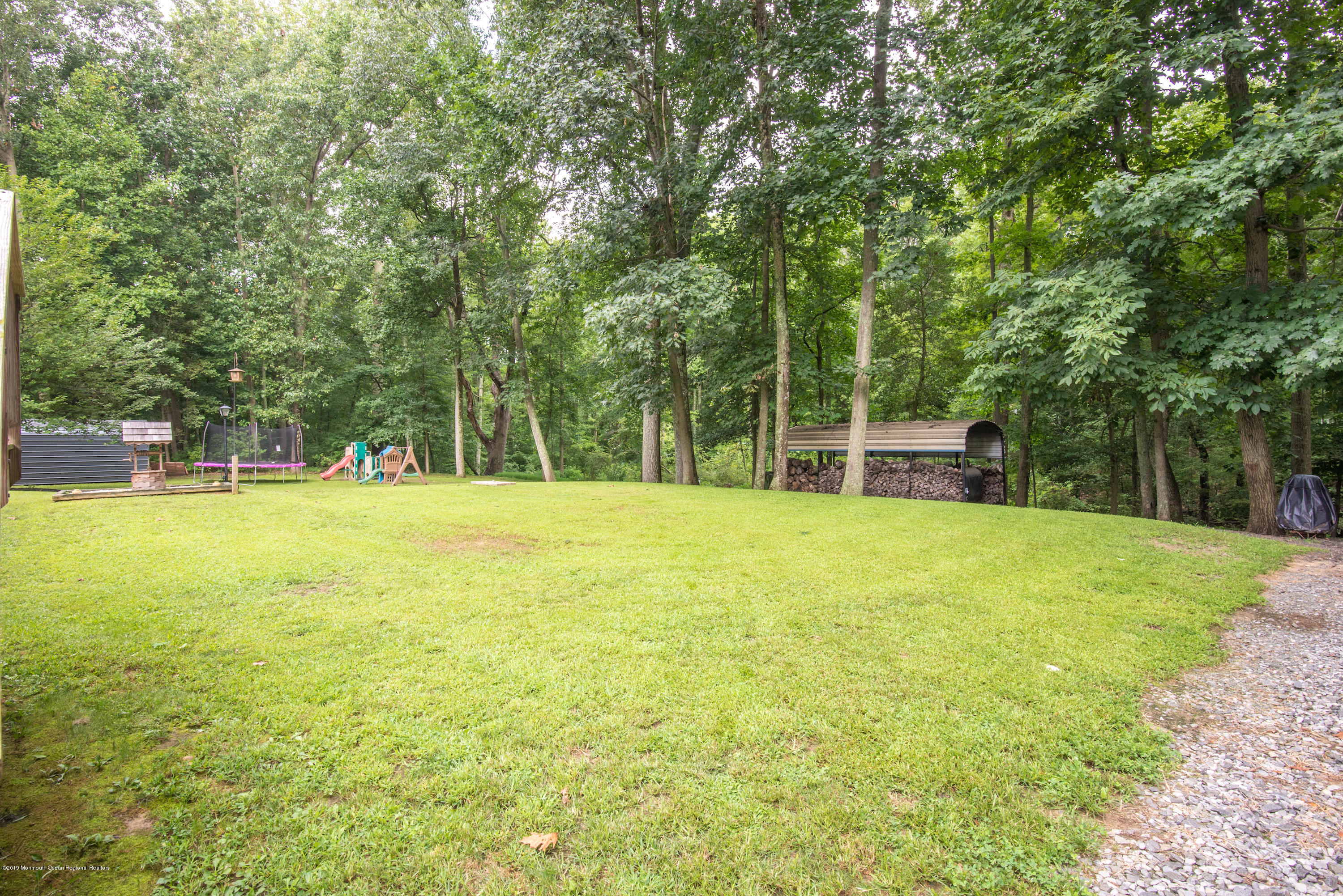 7 Hyacinth Court Cream Ridge, NJ 08514 - Photo 24 of 26 DSC_0175