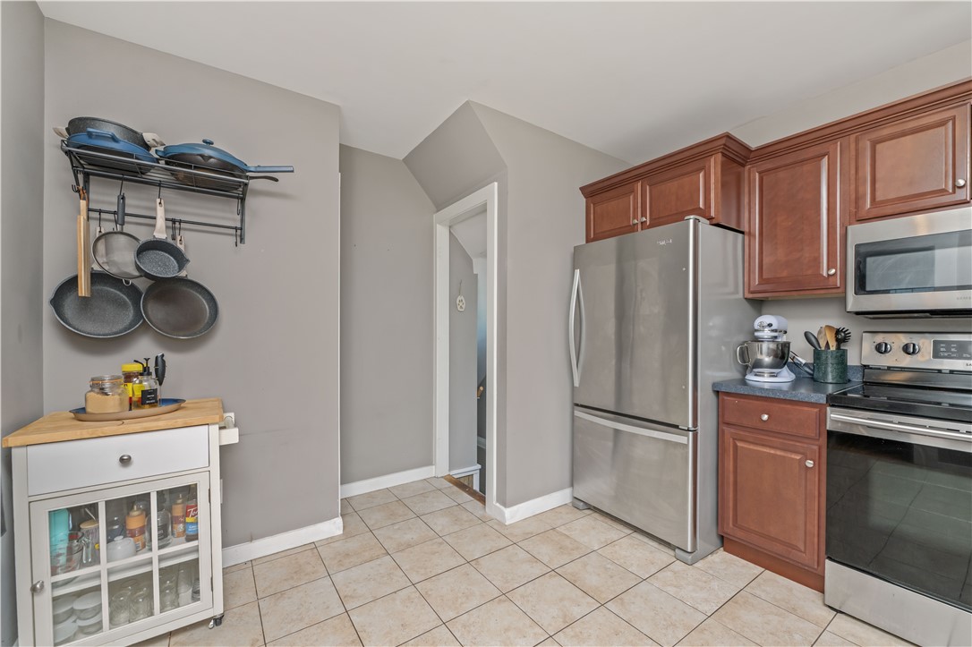 127 Castleford Road Greece, NY 14616 - Photo 14 of 26
