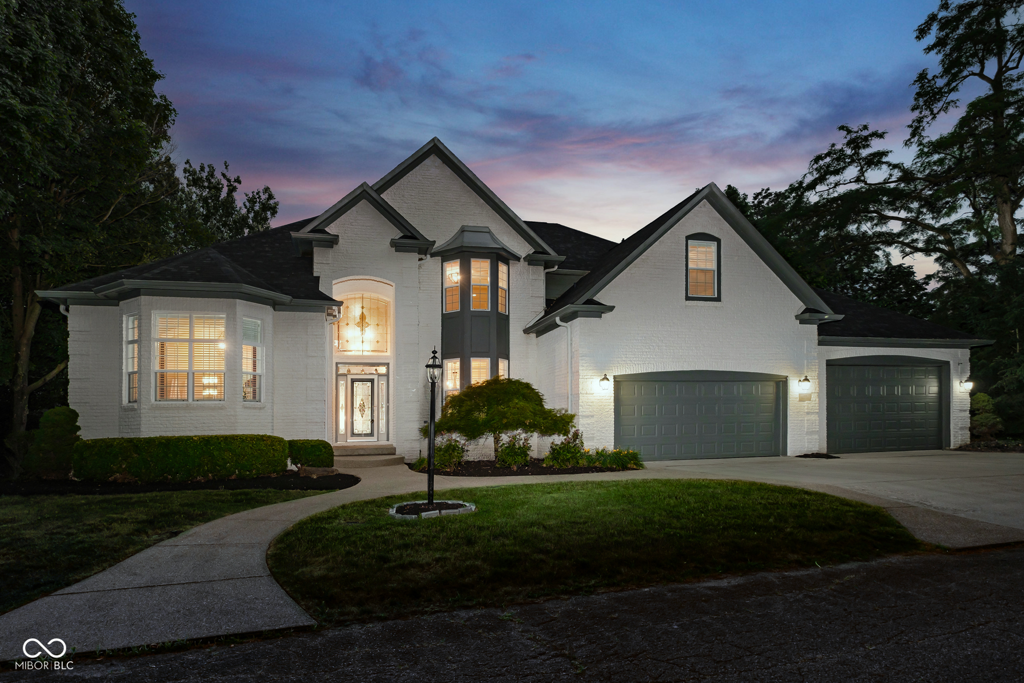 219 Surrey Hill Road Noblesville, IN 46062 - Photo 3 of 55