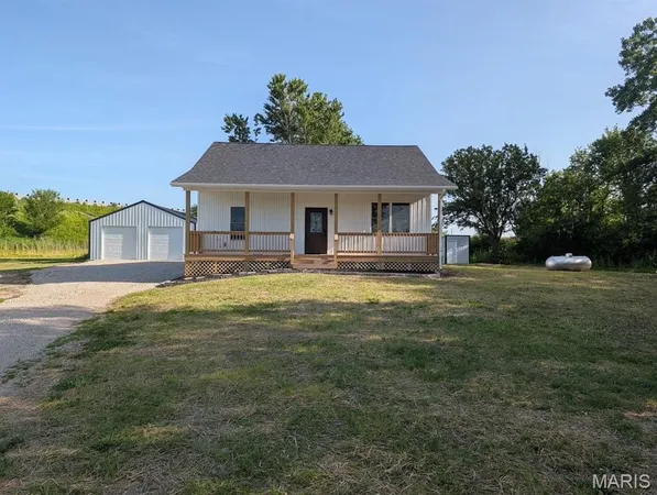 $265,000 | 2216 North 15th Avenue, Litchfield, IL 62056