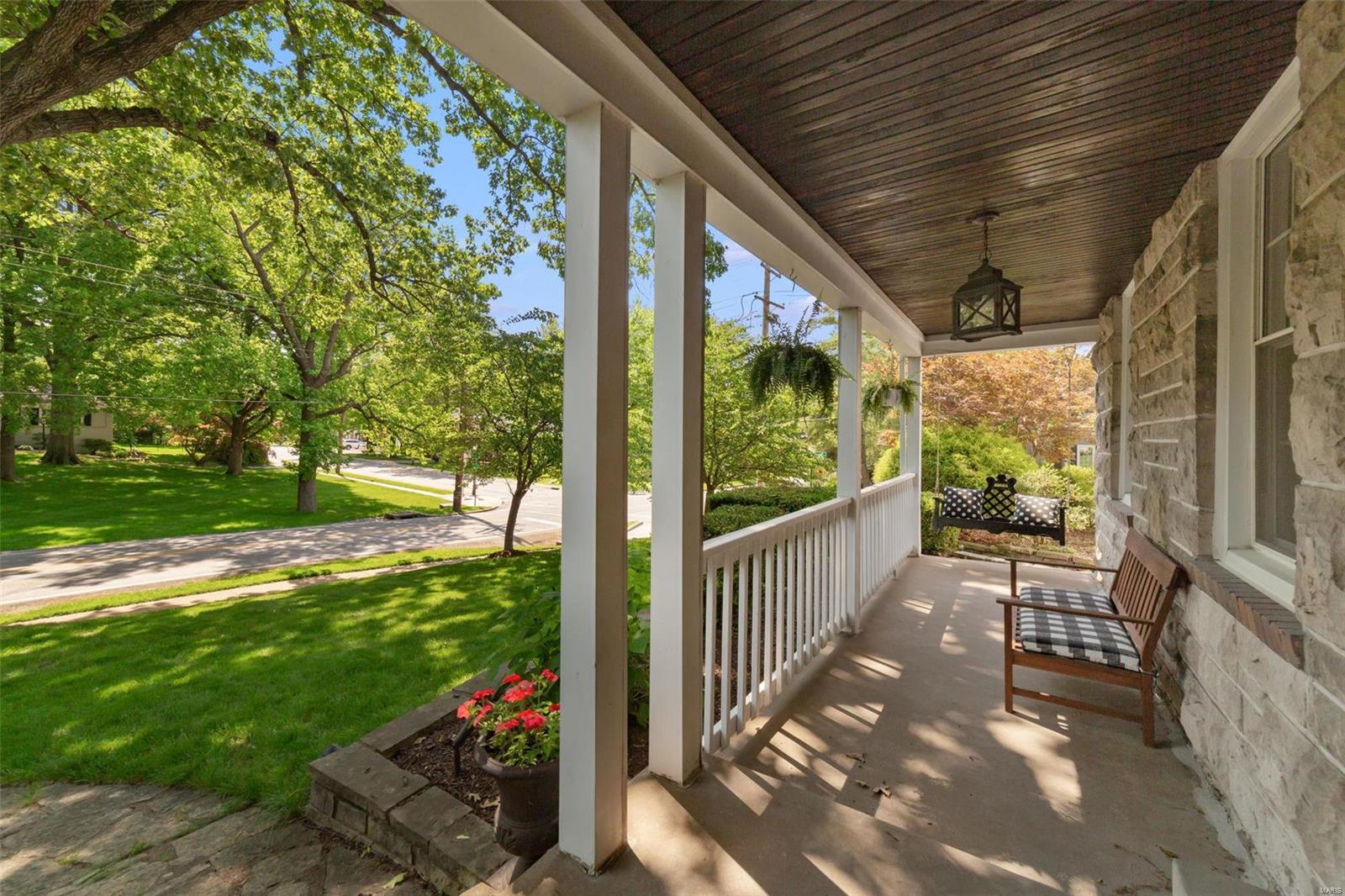 825 North Berry Road St. Louis, MO 63122 - Photo 4 of 40 Gallery Image 4