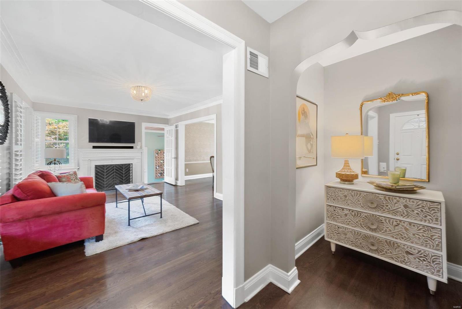 825 North Berry Road St. Louis, MO 63122 - Photo 8 of 40 Gallery Image 8