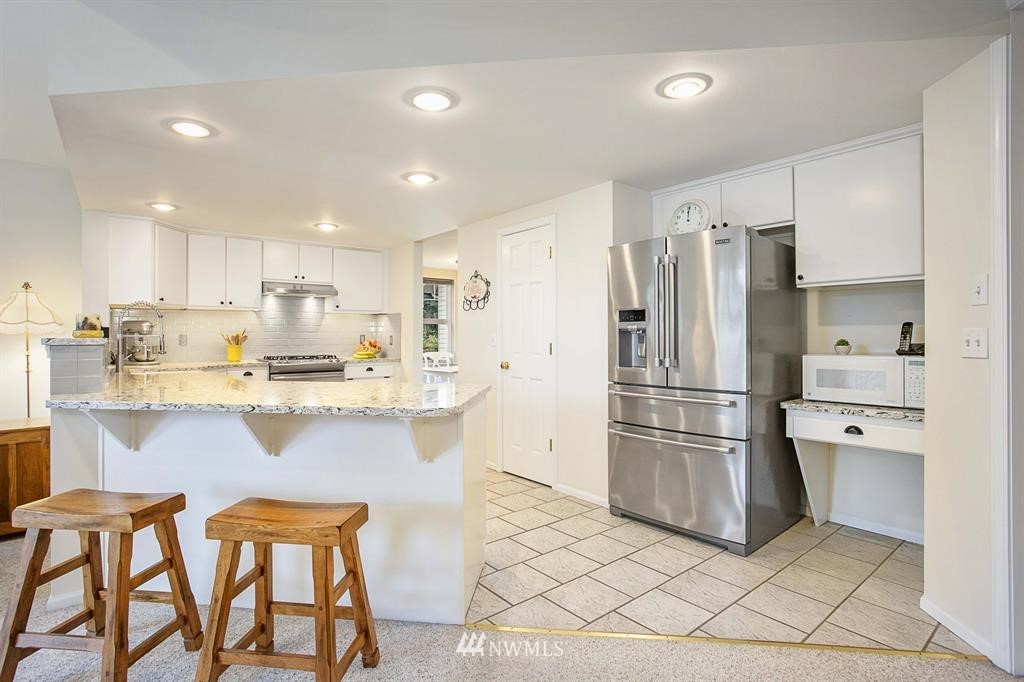 23261 Jefferson Point Road Northeast Kingston, WA 98346 - Photo 12 of 25 Gallery Image 12