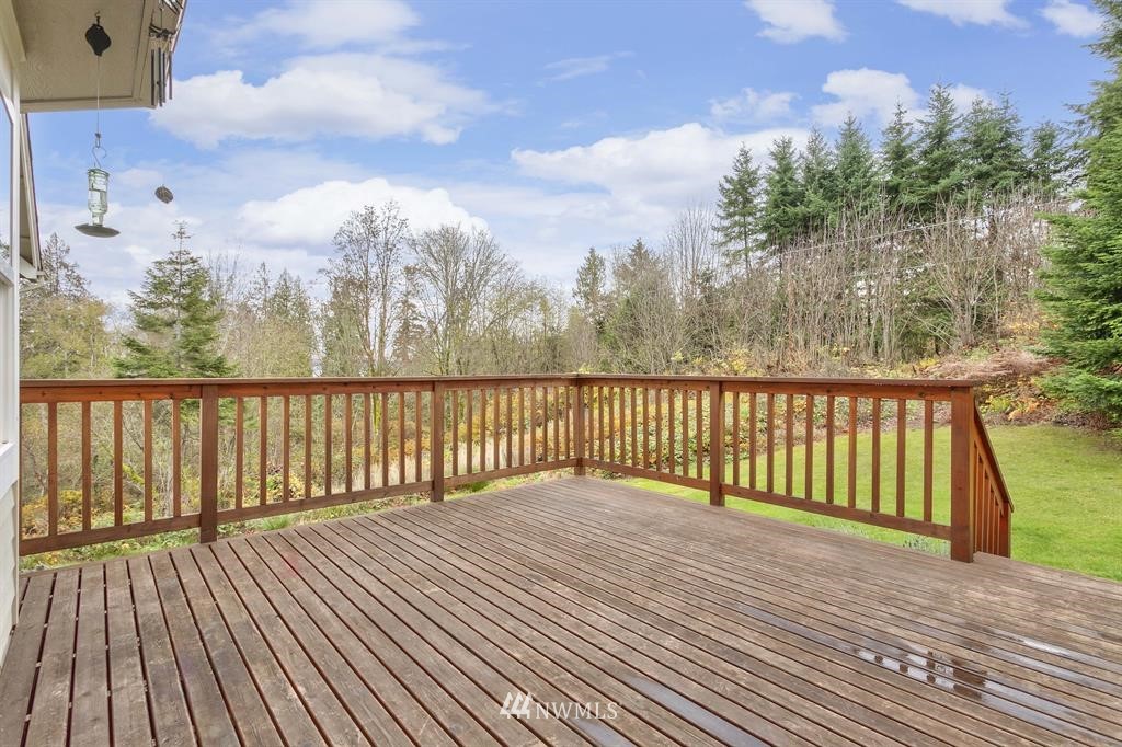 23261 Jefferson Point Road Northeast Kingston, WA 98346 - Photo 16 of 25 Gallery Image 16