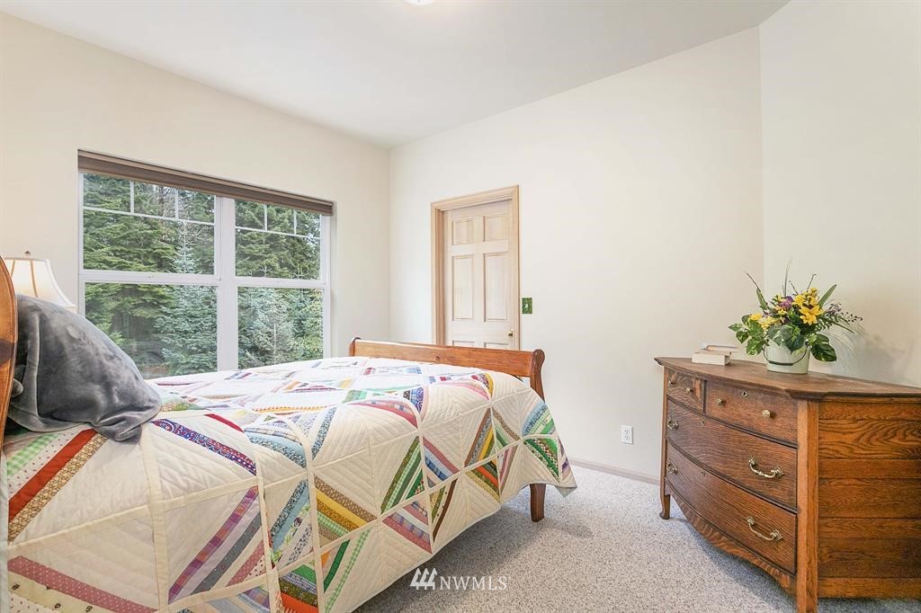 23261 Jefferson Point Road Northeast Kingston, WA 98346 - Photo 21 of 25 Gallery Image 21
