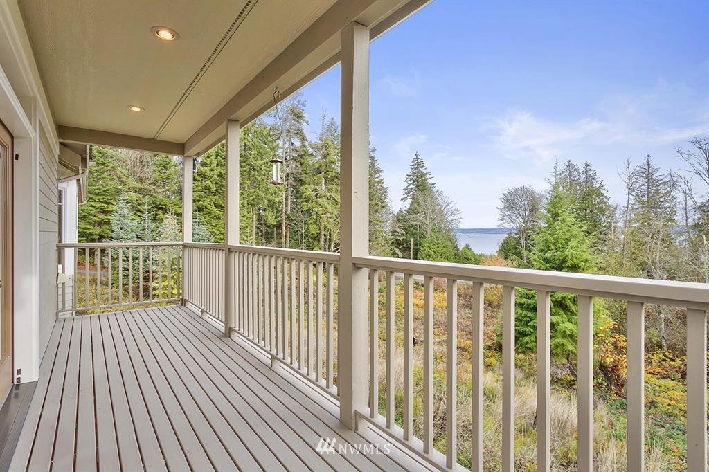 23261 Jefferson Point Road Northeast Kingston, WA 98346 - Photo 10 of 25 Gallery Image 10