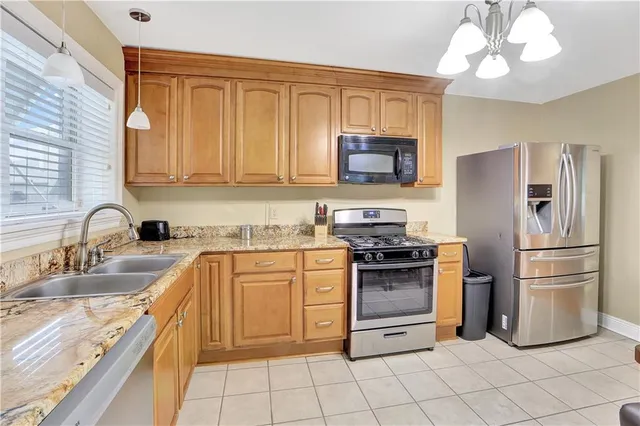 $2,400 | 4424 Annette Street, New Orleans, LA 70122