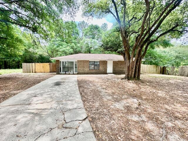 423 John King Road Crestview, FL 32539 - Photo 28 of 28 Welcome home!